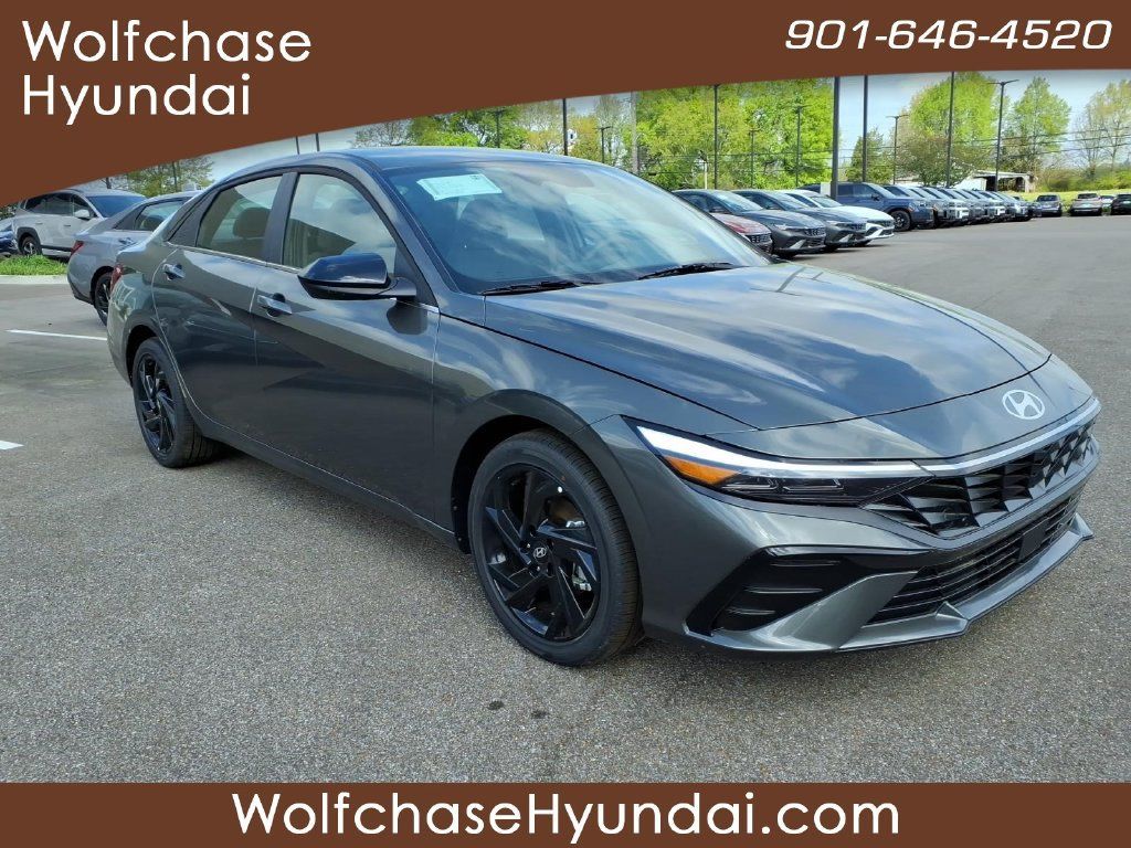 Used 2026 Hyundai Elantra SEL Sport Premium FWD image 7