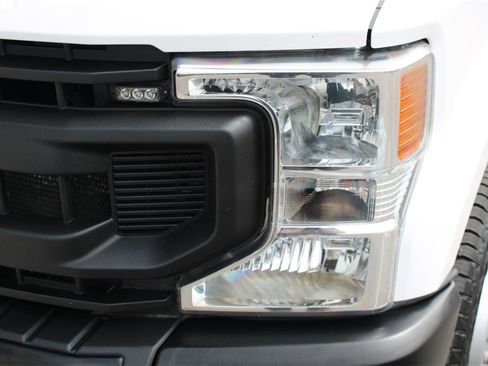 Used 2020 Ford F350 XL w/ Power Equipment Group image 5