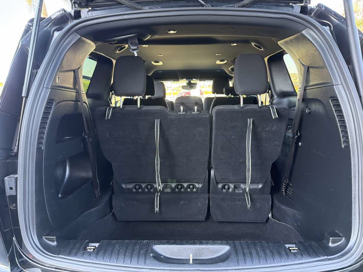 Used 2024 Chrysler Pacifica Touring FWD image 21