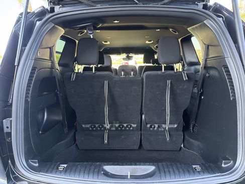 Used 2024 Chrysler Pacifica Touring FWD image 21