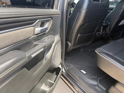 Used 2020 RAM 1500 Laramie w/ Sport Appearance Package AWD/4WD image 11