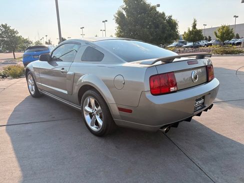 Used 2009 Ford Mustang GT RWD image 5