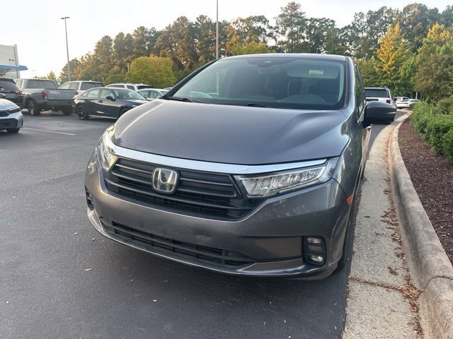 Used 2024 Honda Odyssey EX-L image 2