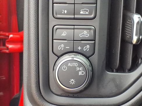 Used 2024 Chevrolet Silverado 1500 W/T w/ WT Value Package image 15