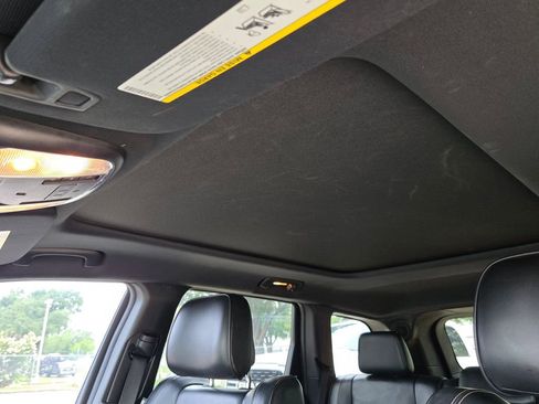 Used 2015 Jeep Grand Cherokee Overland RWD image 15