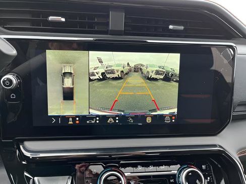 New 2026 GMC Sierra 3500 AT4 AWD/4WD image 18