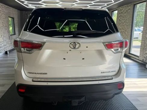 Used 2015 Toyota Highlander Limited Platinum AWD/4WD image 7
