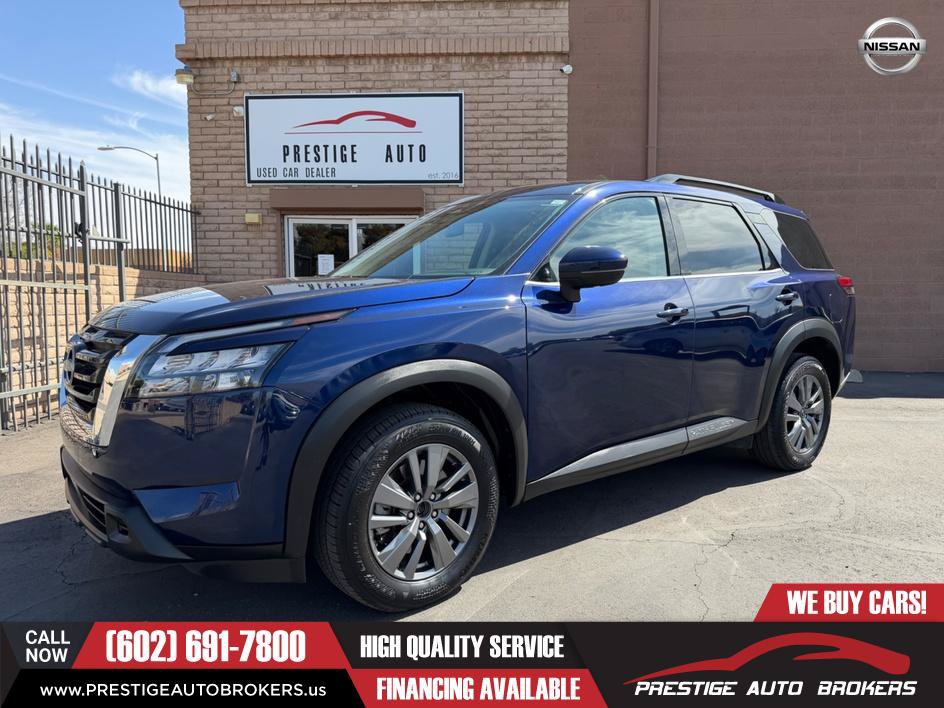 Used 2025 Nissan Pathfinder SV FWD image 1