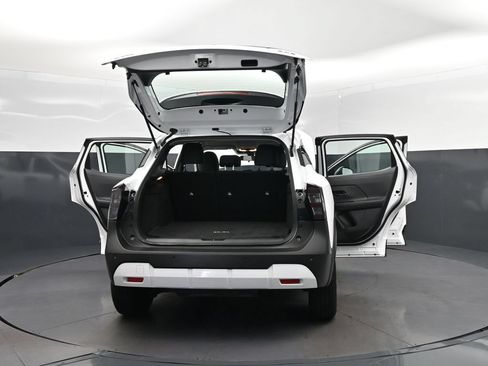 Used 2025 Nissan Kicks S AWD/4WD image 51