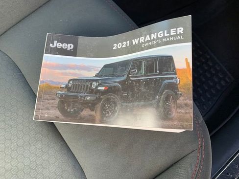 Used 2021 Jeep Wrangler Rubicon image 13