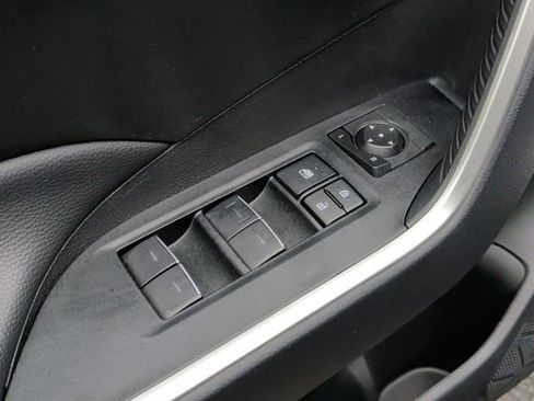 Used 2025 Toyota RAV4 XLE FWD image 14