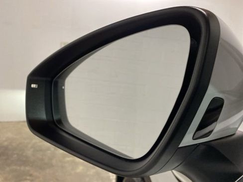 Used 2022 Volkswagen ID.4 Pro S RWD image 93