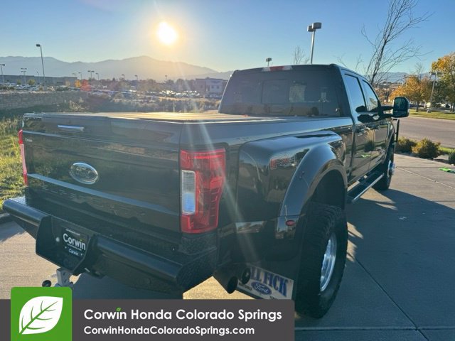 Used 2019 Ford F350 Lariat w/ Lariat Value Package AWD/4WD image 10