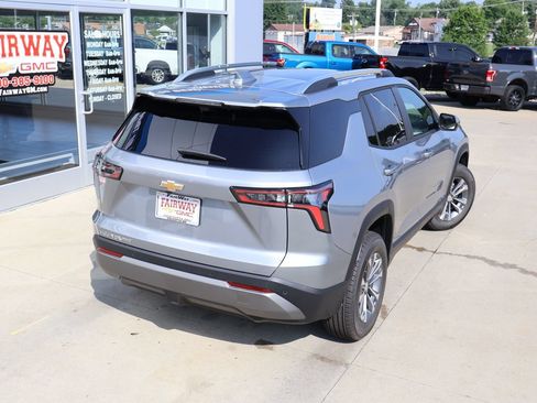 New 2027 Chevrolet Equinox LT w/ Convenience Package II AWD/4WD image 42