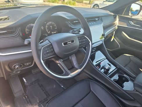 New 2026 Jeep Grand Cherokee L Limited AWD/4WD image 10