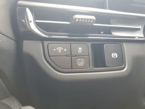 New 2026 Kia Sportage S AWD/4WD image 30