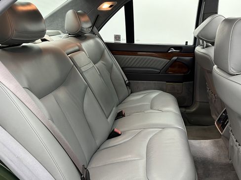 Used 1992 Mercedes-Benz 300 SE image 29