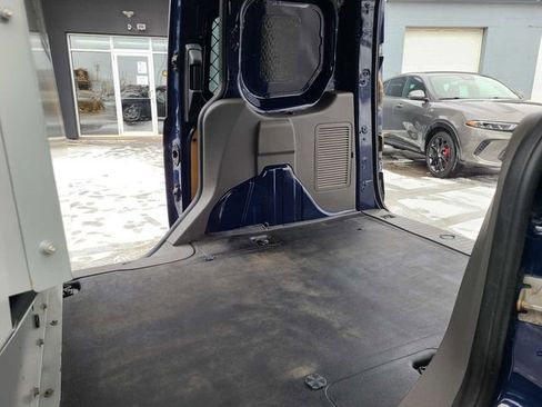 Used 2020 Ford Transit Connect XL image 22