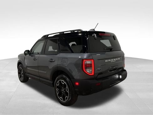 Certified 2025 Ford Bronco Sport Outer Banks w/ Outer Banks Tech Package+ image 3