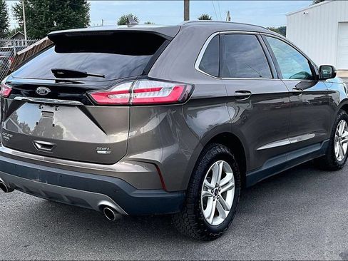 Used 2019 Ford Edge SEL w/ Equipment Group 201A AWD/4WD image 9