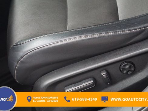 Used 2018 Honda Accord Sport image 16
