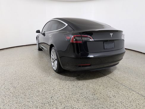 Used 2019 Tesla Model 3 image 5