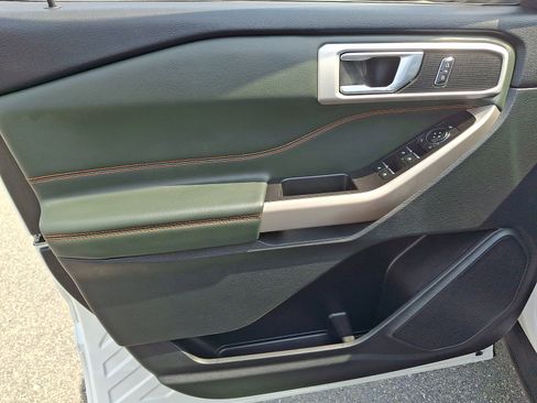 Certified 2022 Ford Explorer Timberline image 12