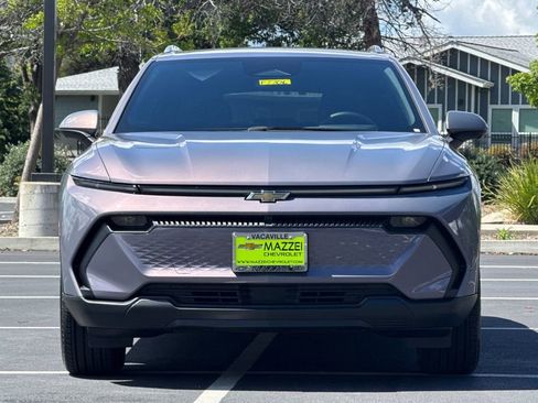 Used 2026 Chevrolet Equinox EV LT FWD image 7
