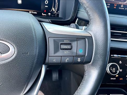 Used 2023 INFINITI QX60 Luxe w/ Performance Audio Package FWD image 12