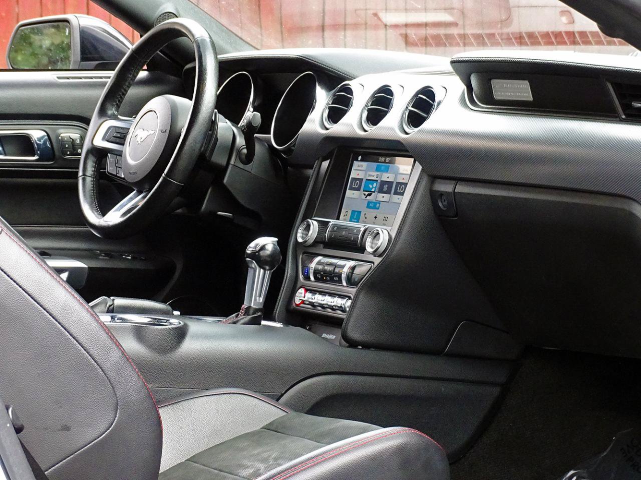 Used 2017 Ford Mustang GT Premium w/ Equipment Group 401A RWD image 28
