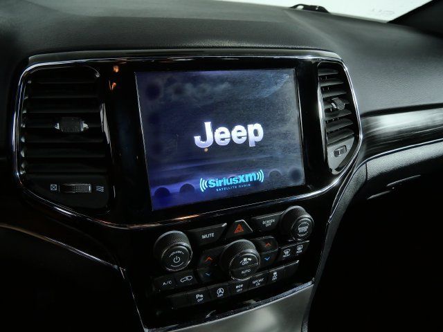 Used 2019 Jeep Grand Cherokee Limited AWD/4WD image 19