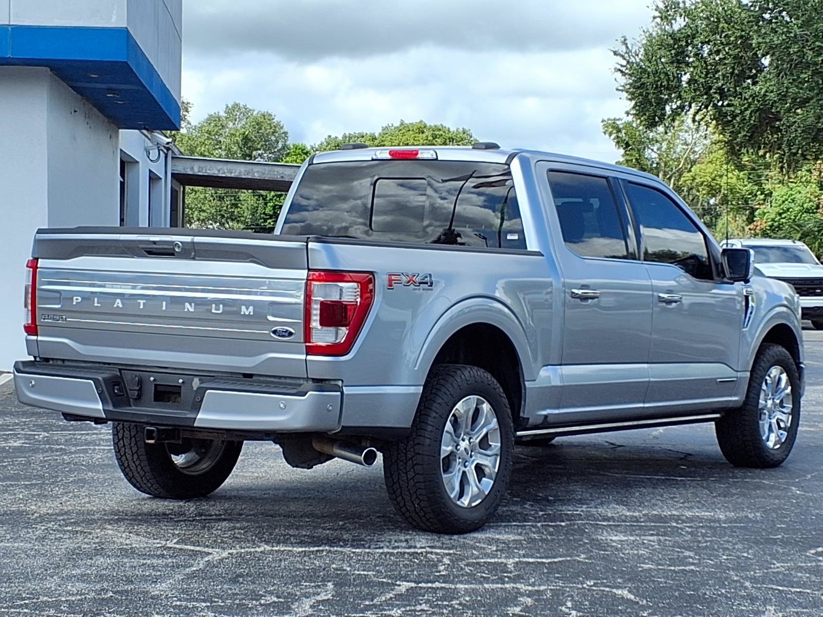 Used 2023 Ford F150 Platinum w/ Equipment Group 701A High AWD/4WD image 4