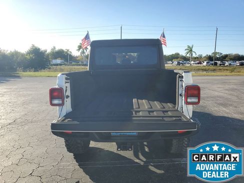 Used 2021 Jeep Gladiator Sport image 24