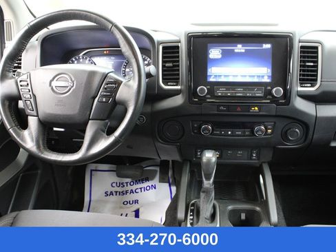 Used 2024 Nissan Frontier SV w/ SV Convenience Package image 8