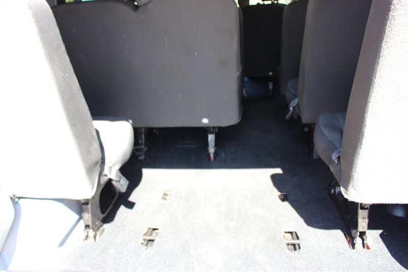 Used 2018 Ford Transit 350 XL RWD image 10