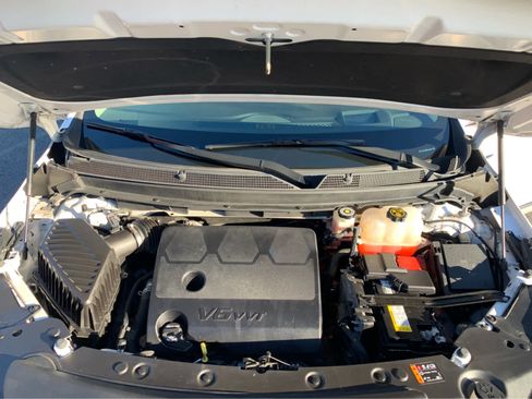 Used 2022 Buick Enclave Avenir w/ Avenir Technology Package image 9