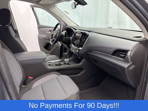 Used 2018 Chevrolet Traverse LT image 28