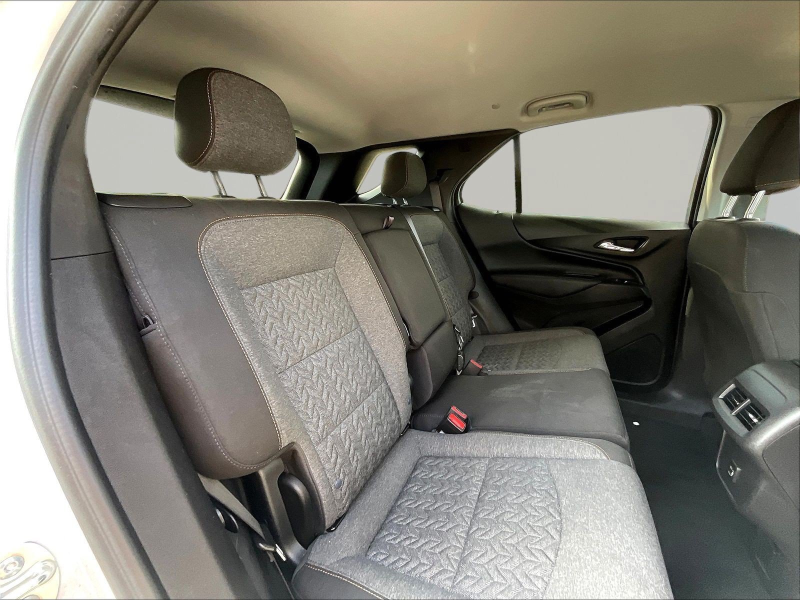 Used 2024 Chevrolet Equinox LT AWD/4WD image 19