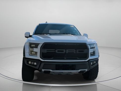Certified 2019 Ford F150 Raptor w/ Equipment Group 802A Luxury image 5