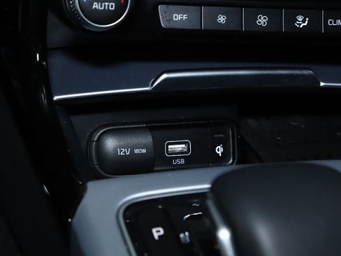 Used 2023 Kia Stinger GT2 image 27