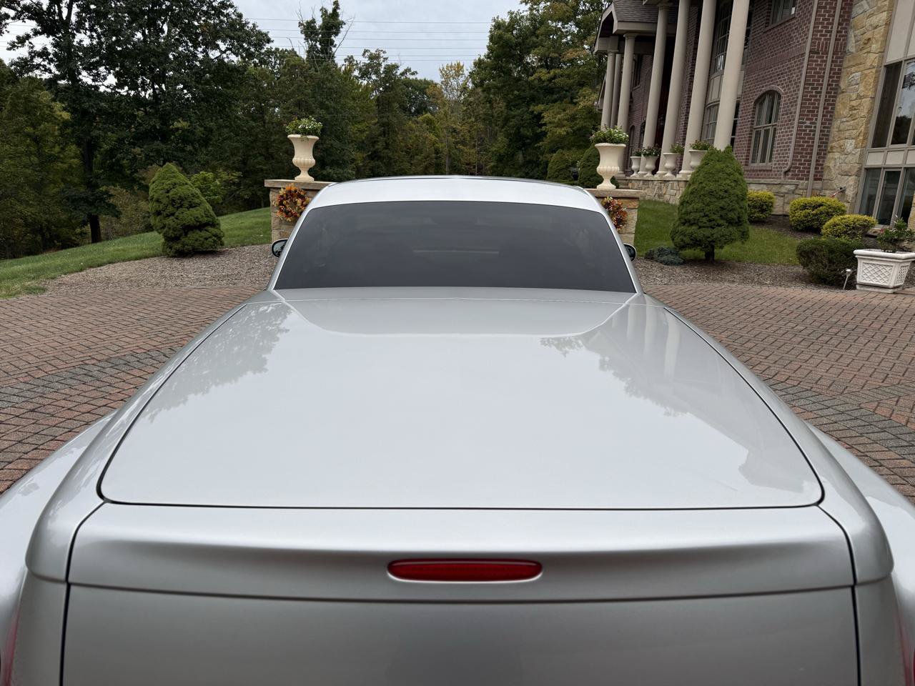 Used 2004 Chevrolet SSR w/ Preferred Equipment Group RWD image 9