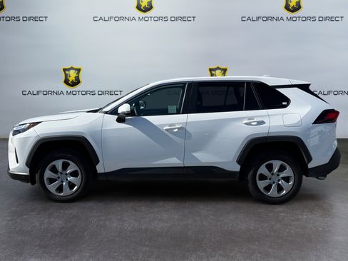 Used 2024 Toyota RAV4 LE image 2