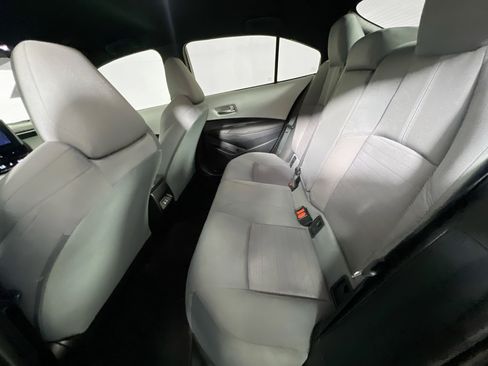 Used 2025 Toyota Corolla SE FWD image 29