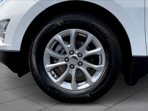 Used 2021 Chevrolet Equinox LT FWD image 10