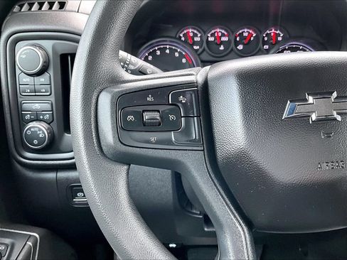 Used 2024 Chevrolet Silverado 1500 Custom Trail Boss AWD/4WD image 14