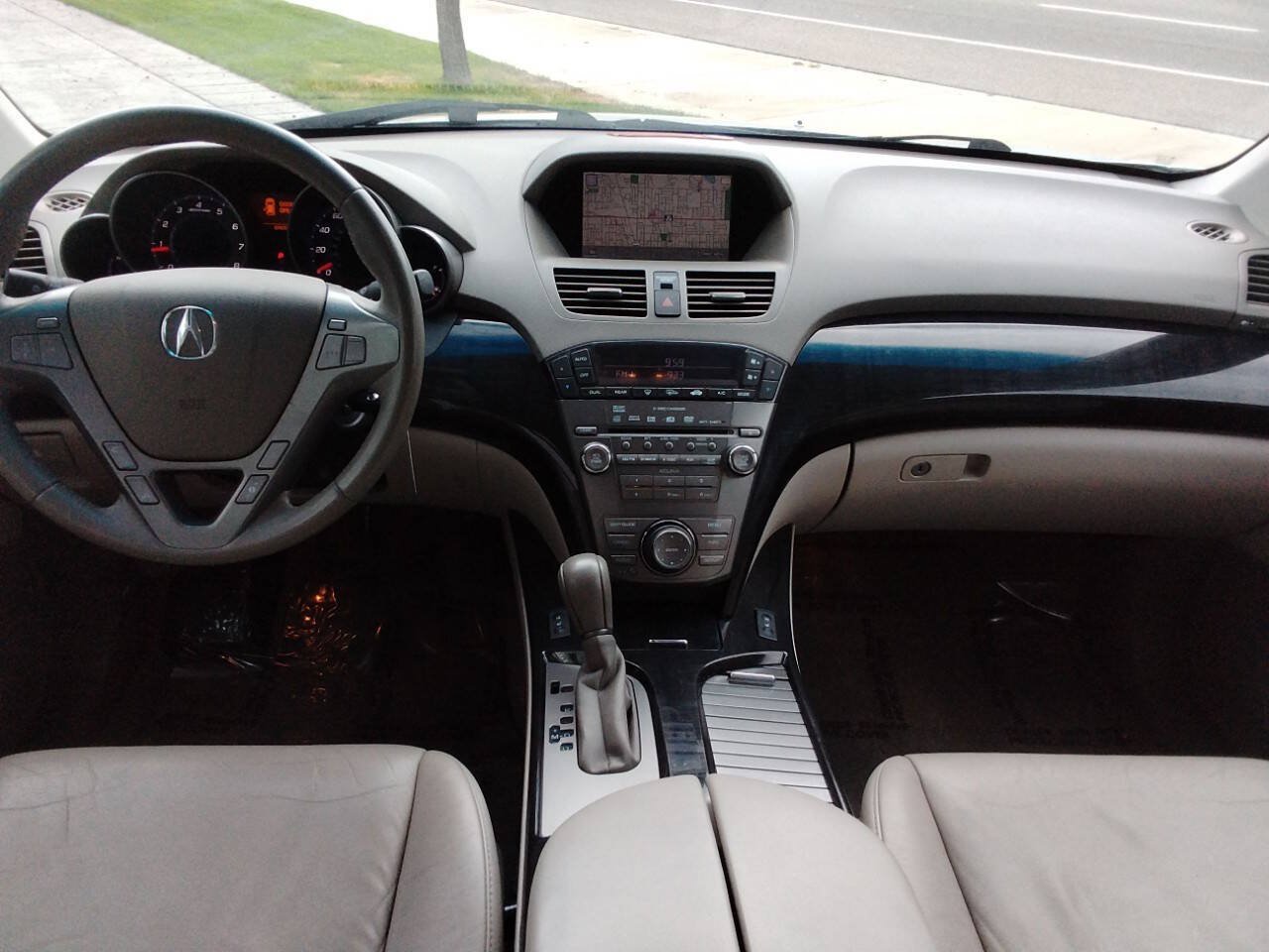 Used 2009 Acura MDX w/ Technology Package AWD/4WD image 9