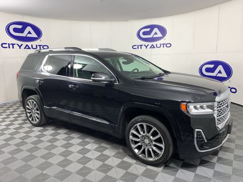 Used 2023 GMC Acadia Denali w/ Denali Technology Package FWD image 1