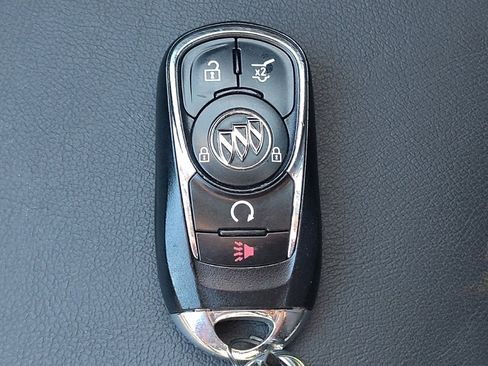 Used 2019 Buick Envision Essence image 32