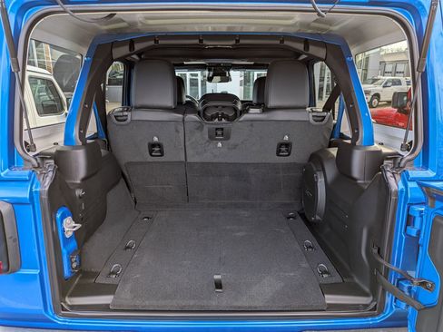 New 2026 Jeep Wrangler Unlimited Rubicon image 27