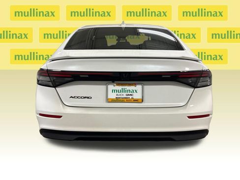 Used 2023 Honda Accord LX image 17
